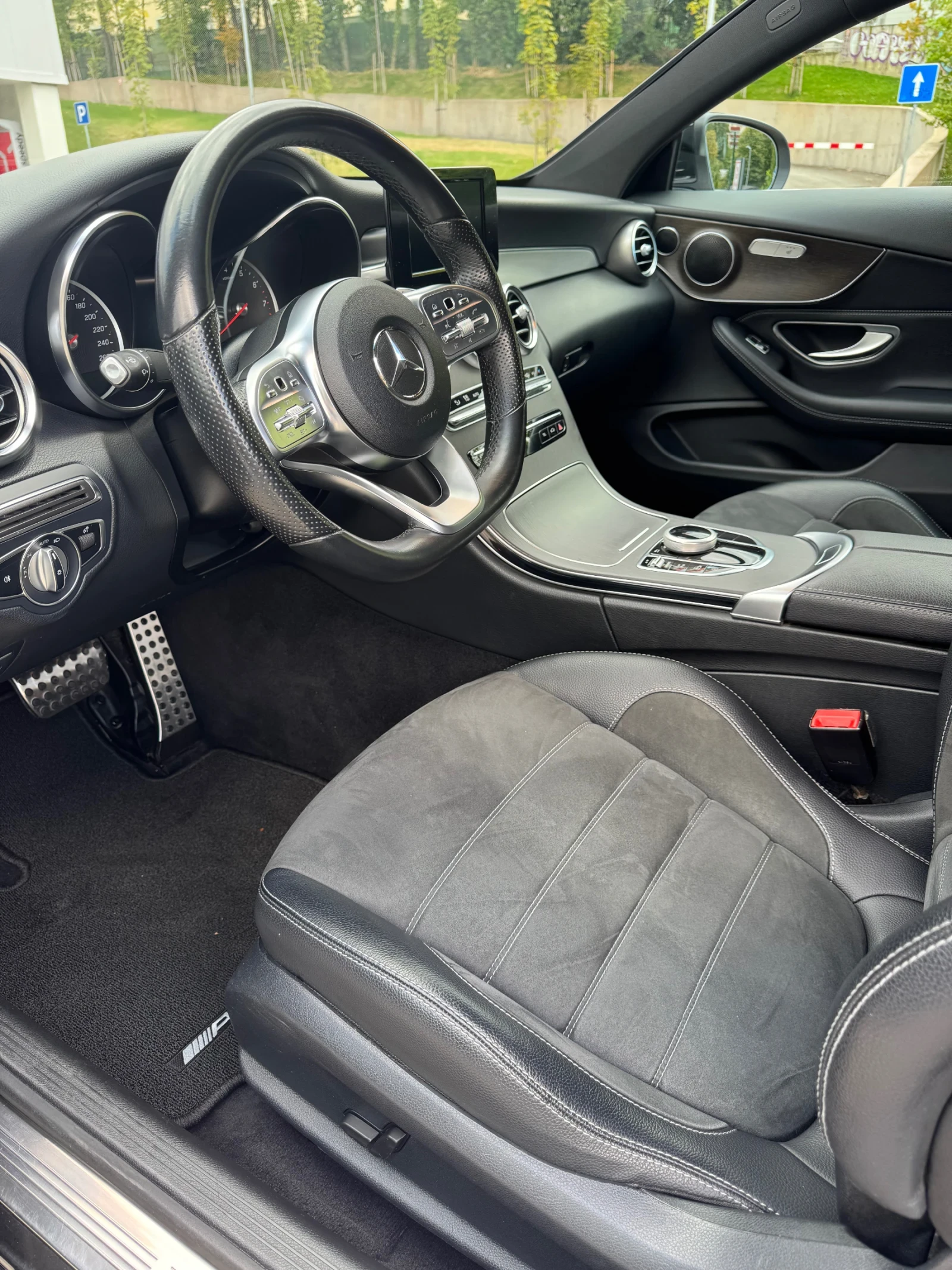Mercedes-Benz C 200, снимка 13 - Автомобили и джипове - 56182112