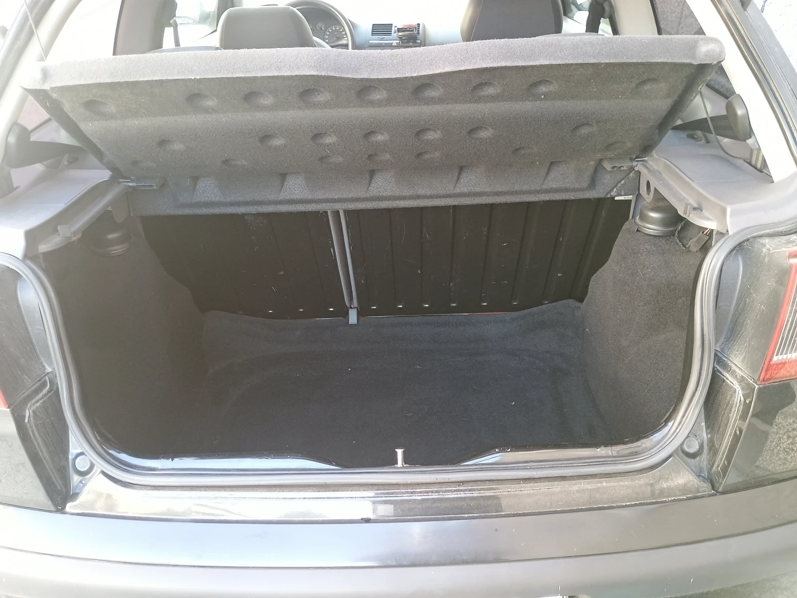 Seat Ibiza, снимка 6 - Автомобили и джипове - 56242646