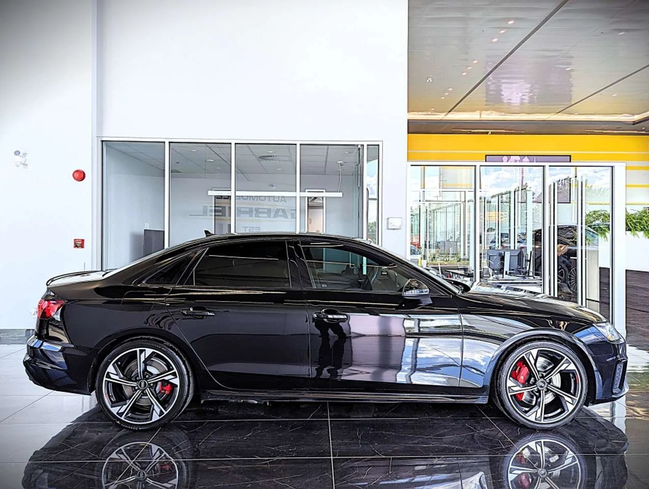 Audi S4 Progressive quattro, снимка 4 - Автомобили и джипове - 56434432