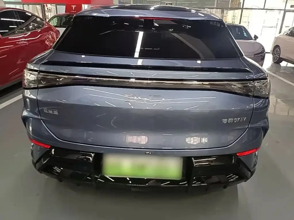 BYD Sealion 7, снимка 5 - Автомобили и джипове - 56710964