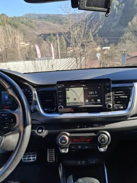 Kia Stonic, снимка 12