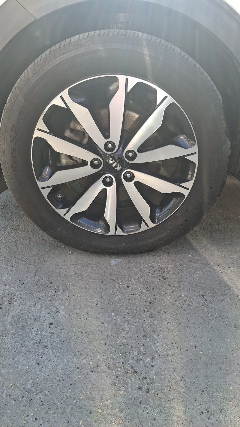 Kia Stonic, снимка 9 - Автомобили и джипове - 52230463