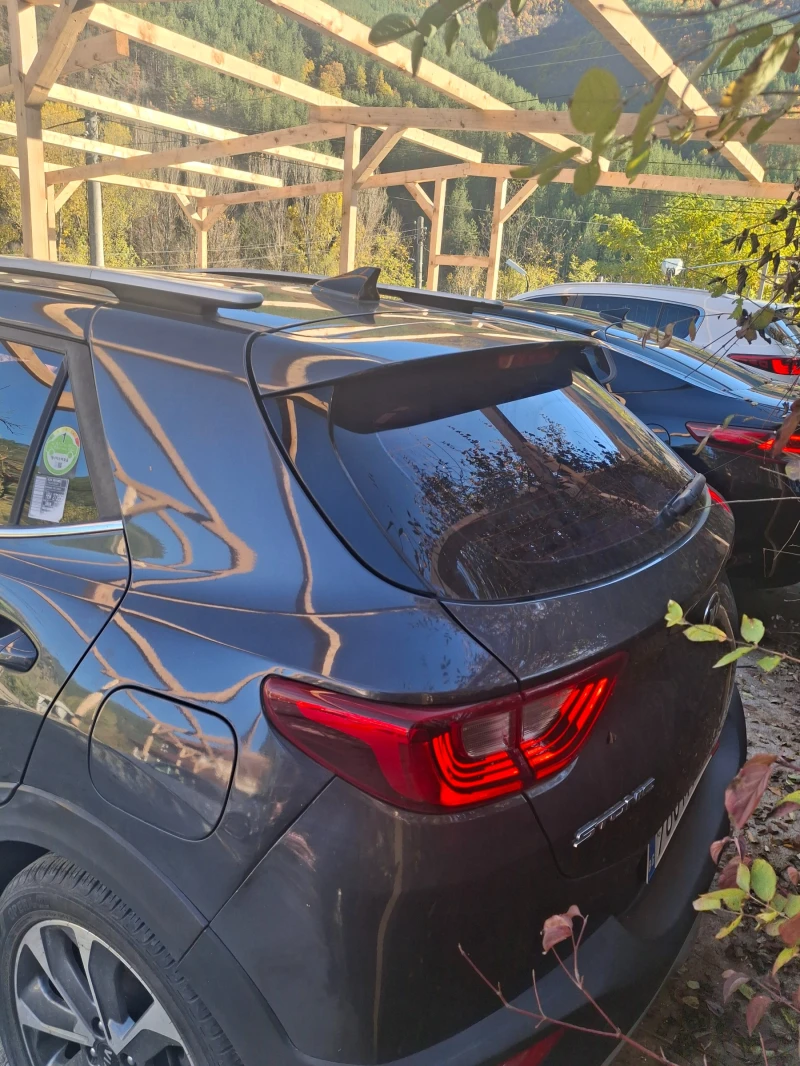 Kia Stonic, снимка 3 - Автомобили и джипове - 52230463