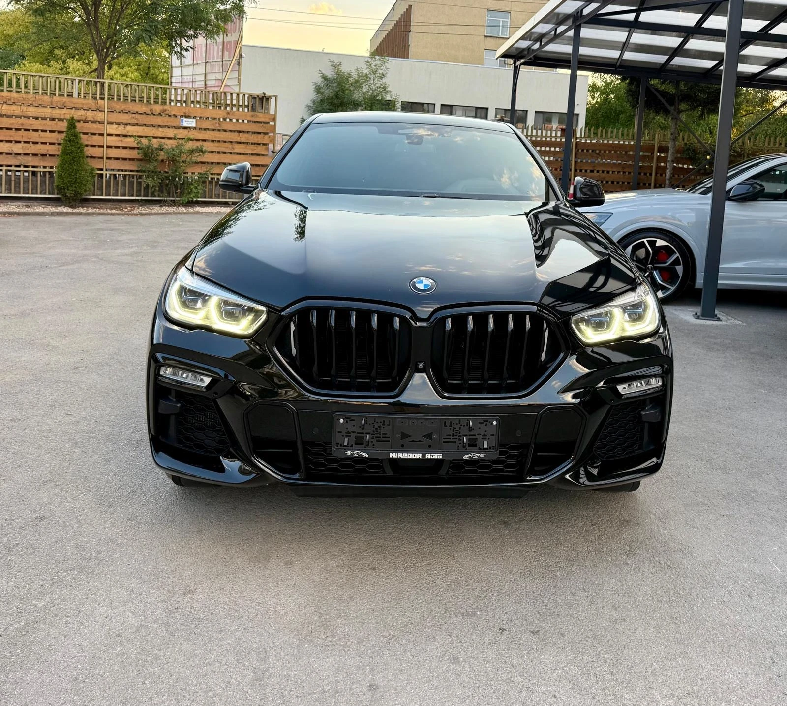 BMW X6 40i xDrive M-Pack - изображение 3