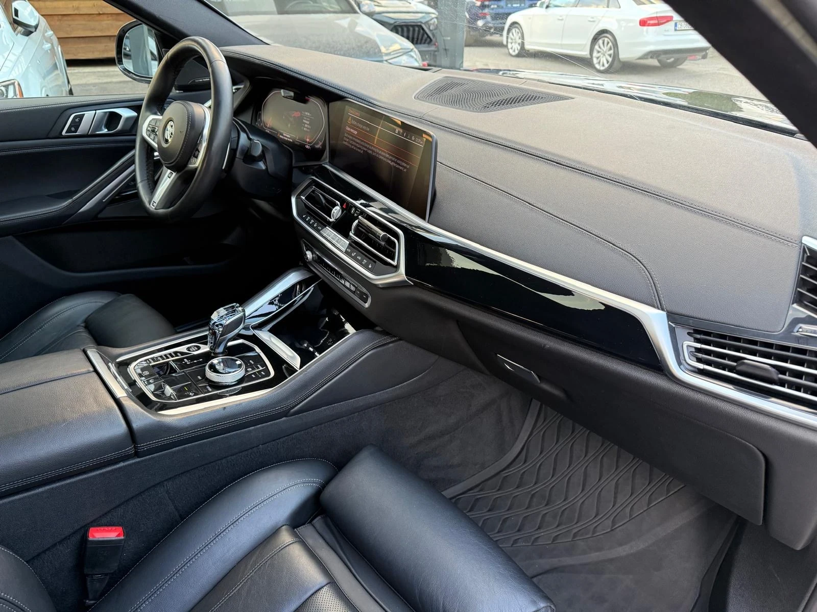 BMW X6 40i xDrive M-Pack - изображение 10