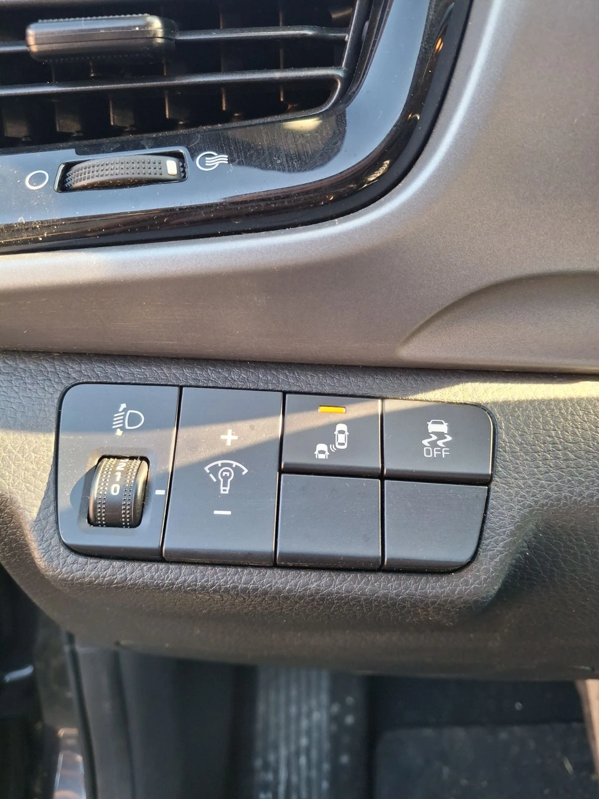 Kia Stonic | Mobile.bg � ����������� 11