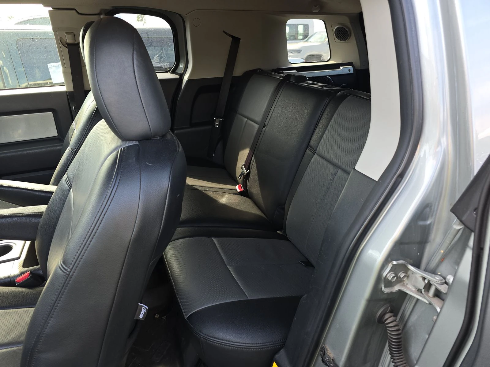 Toyota Fj cruiser 2012 Toyota FJ Cruiser wRear Doors | Mobile.bg   13