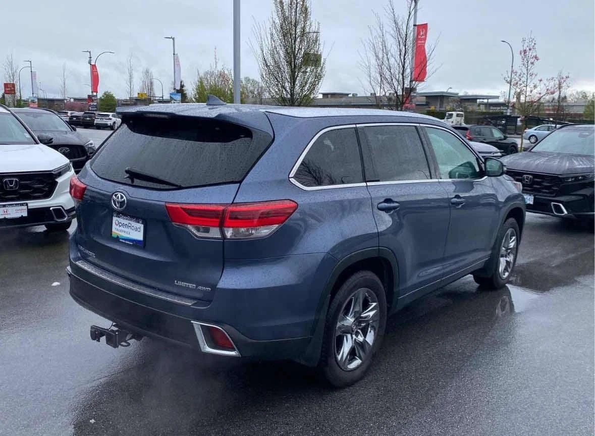 Toyota Highlander Limited/КОЖА/ПОДГРЕВ/CARFAX/ФИНАНСИРАНЕ, снимка 5 - Автомобили и джипове - 54641971