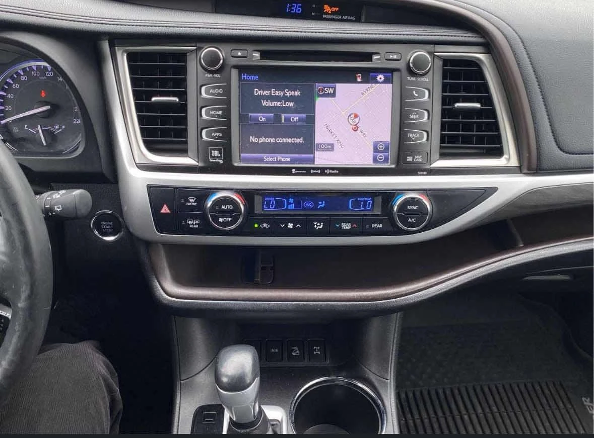 Toyota Highlander Limited/КОЖА/ПОДГРЕВ/CARFAX/ФИНАНСИРАНЕ, снимка 8 - Автомобили и джипове - 54641971