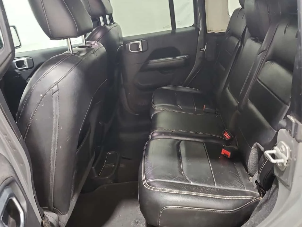 Jeep Wrangler SAHARA UNLIMITED| ПОДГРЕВИ| ПАНОРАМА| 2 КЛЮЧА| , снимка 13 - Автомобили и джипове - 54820832