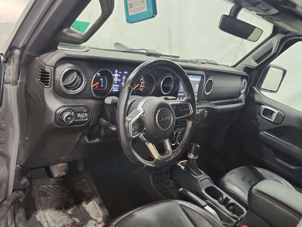 Jeep Wrangler SAHARA UNLIMITED| ПОДГРЕВИ| ПАНОРАМА| 2 КЛЮЧА| , снимка 10 - Автомобили и джипове - 54820832