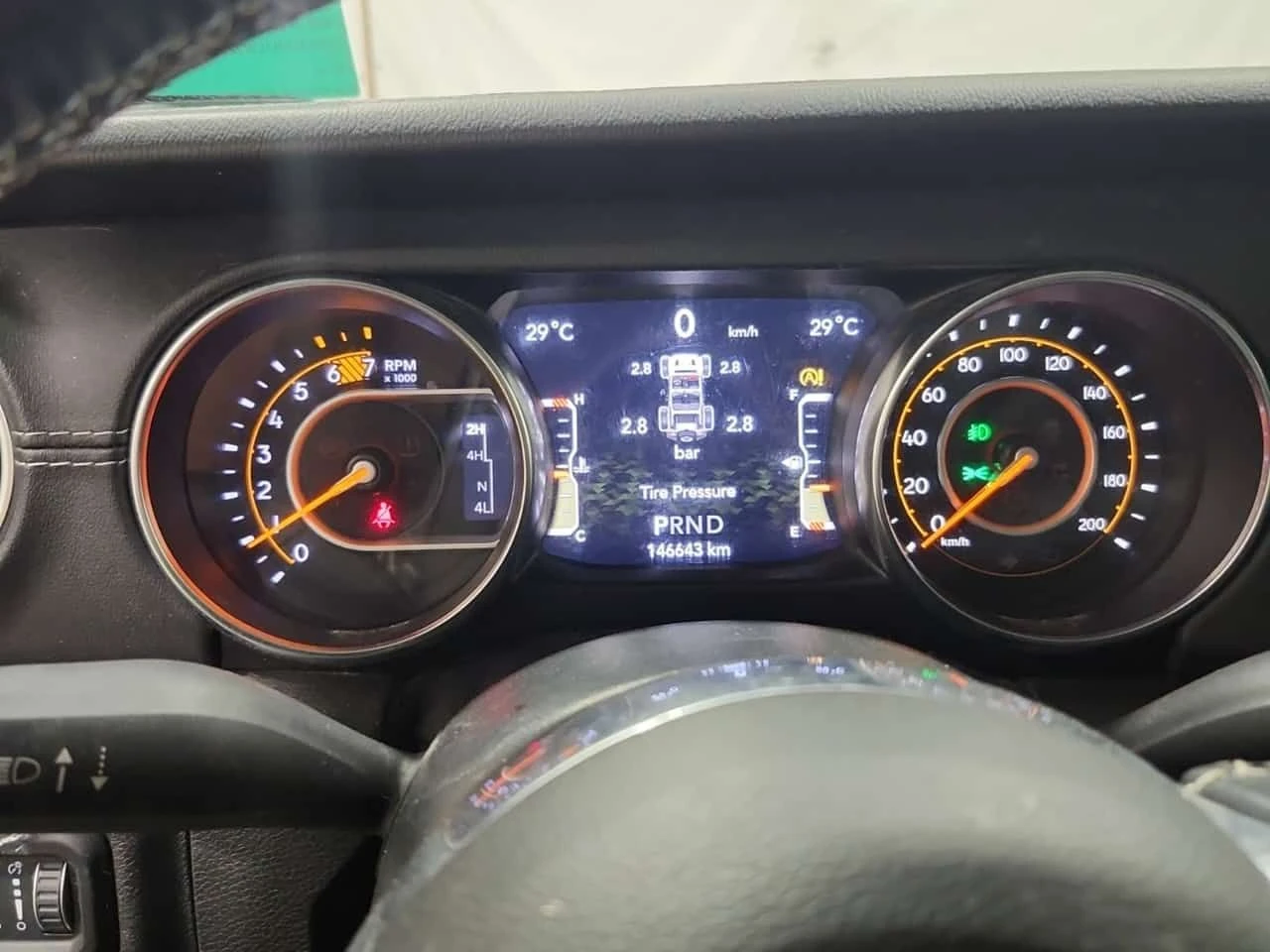 Jeep Wrangler SAHARA UNLIMITED| ПОДГРЕВИ| ПАНОРАМА| 2 КЛЮЧА| , снимка 11 - Автомобили и джипове - 54820832