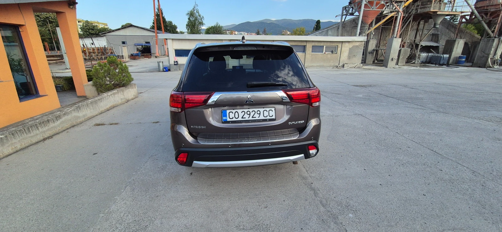 Mitsubishi Outlander 2.2 DI-D 4WD 150к.с., снимка 5 - Автомобили и джипове - 55891781