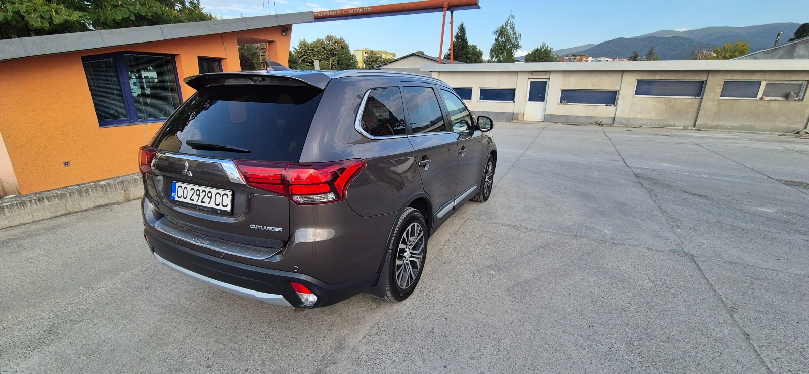 Mitsubishi Outlander 2.2 DI-D 4WD 150к.с., снимка 4 - Автомобили и джипове - 55891781