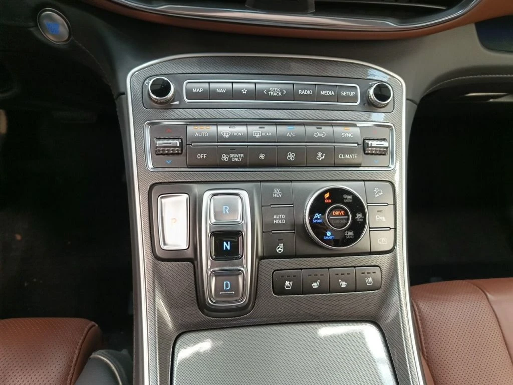 Hyundai Santa fe 1.6 T-GDi PHEV 4WD Shine, снимка 13 - Автомобили и джипове - 56221442