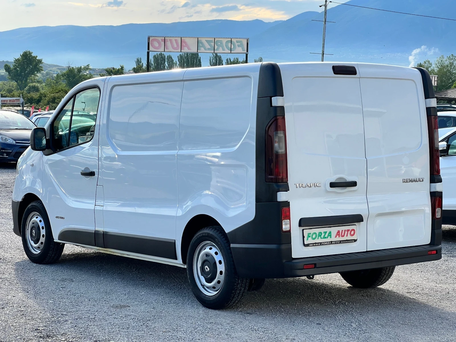 Renault Trafic 1.6 DCI - изображение 6