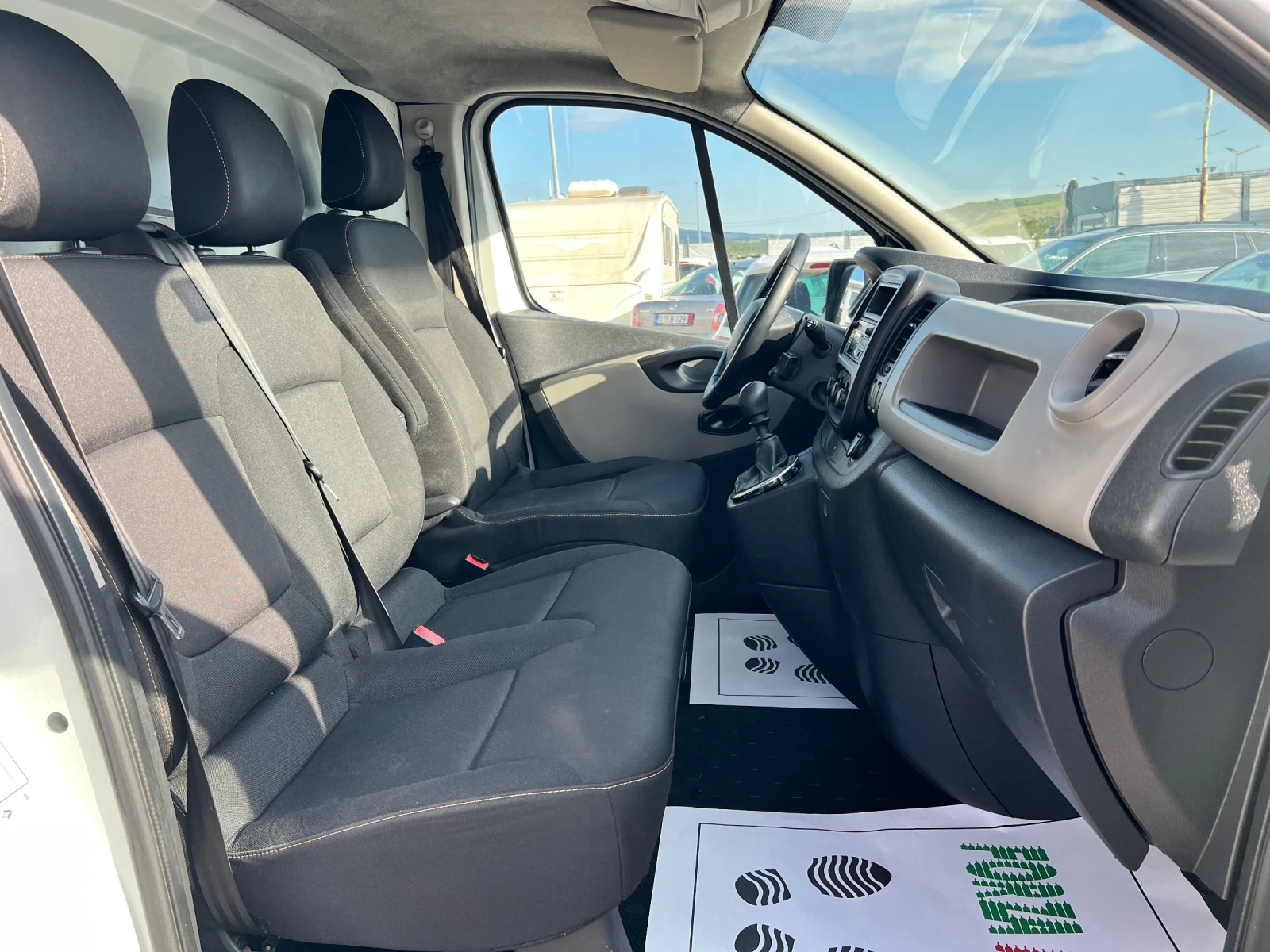 Renault Trafic 1.6 DCI - изображение 10
