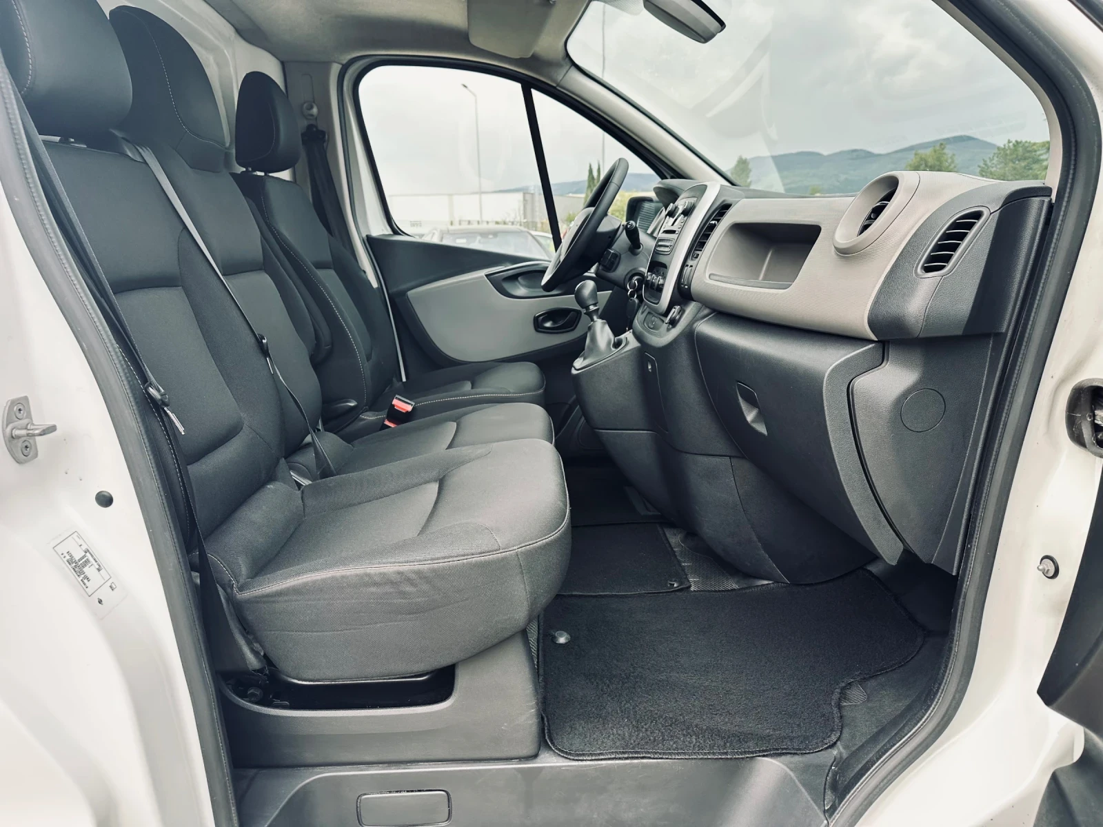 Nissan NV300 1.6DCI/�����/����������/133000 �� | Mobile.bg � ����������� 11