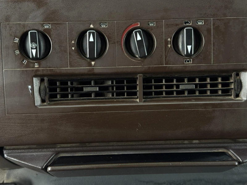 Mercedes-Benz 1114 Бордови с кран, снимка 17 - Камиони - 51944238