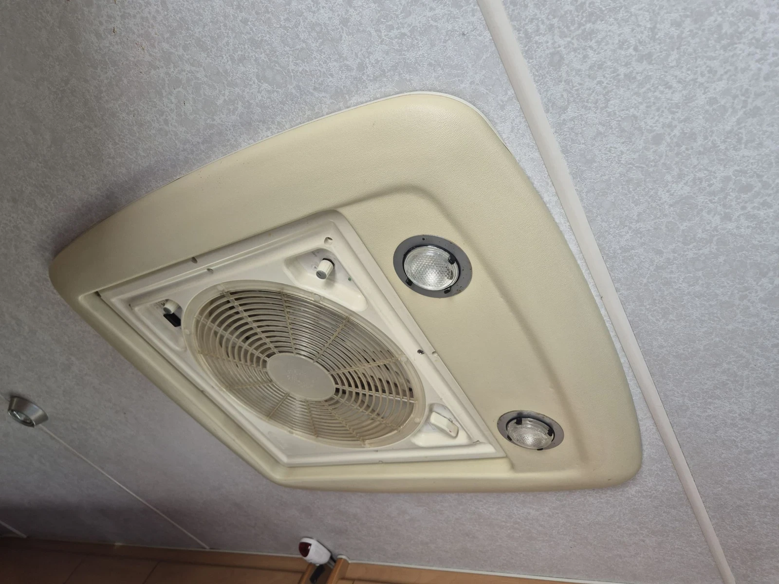 ������ Fiat SEA WINNER 670 | Mobile.bg � ����������� 12