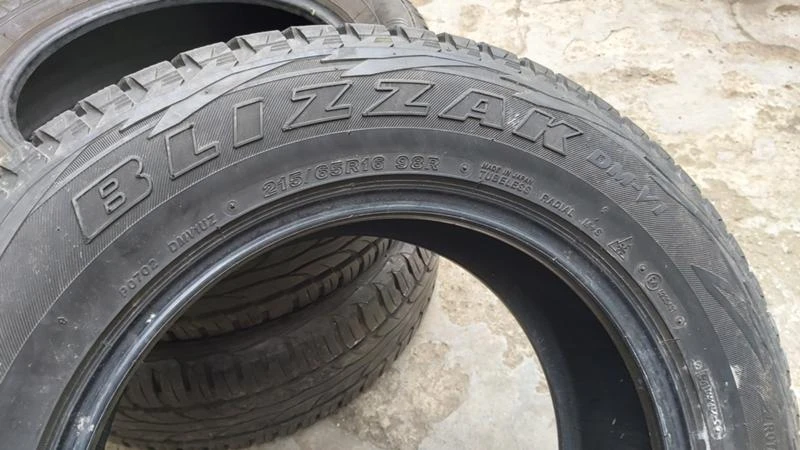 Гуми Зимни 215/65R16, снимка 9 - Гуми и джанти - 29260222