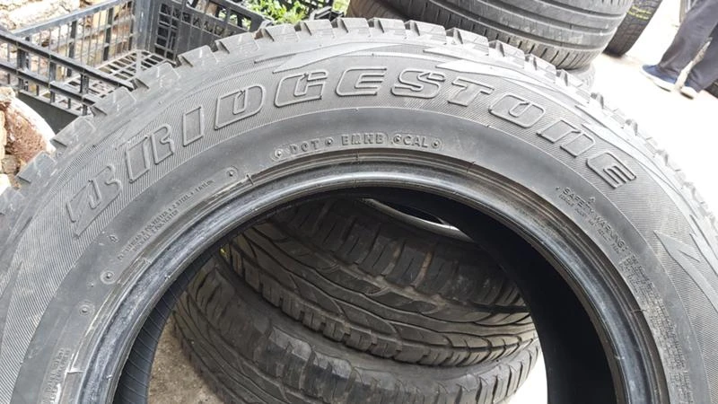 Гуми Зимни 215/65R16, снимка 8 - Гуми и джанти - 29260222