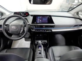 Toyota Prius XLE | 4X4 | КОЖА | CarPlay ЦЕНА ДО БГ, снимка 10