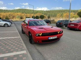 Dodge Challenger 3.6 L SXT Plus, снимка 2