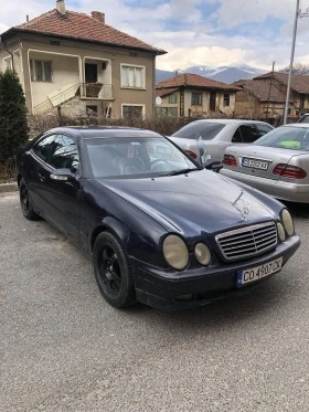     Mercedes-Benz CLK 200 kompressor AVANTGARDE