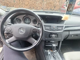 Mercedes-Benz E 220, снимка 6