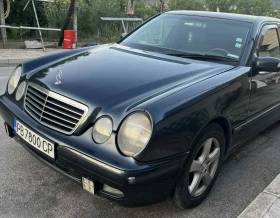  Mercedes-Benz E 320