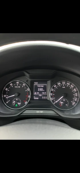 Skoda Octavia - 8200 € / 16037.81 лв. - 83658477 9