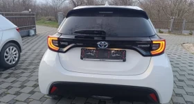 Toyota Yaris Hybrid  - 9000 € / 17602.47 лв. - 98195280 5