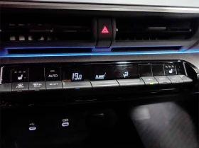 Toyota Prius XLE | 4X4 | КОЖА | CarPlay ЦЕНА ДО БГ | Auto.bg — изображение 17