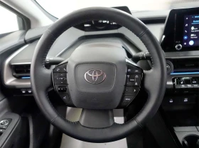 Toyota Prius XLE | 4X4 | КОЖА | CarPlay ЦЕНА ДО БГ | Auto.bg — изображение 11