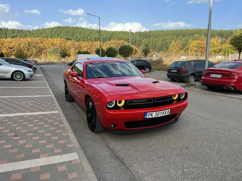 Dodge Challenger 3.6 L SXT Plus, снимка 2 - Автомобили и джипове - 47637351