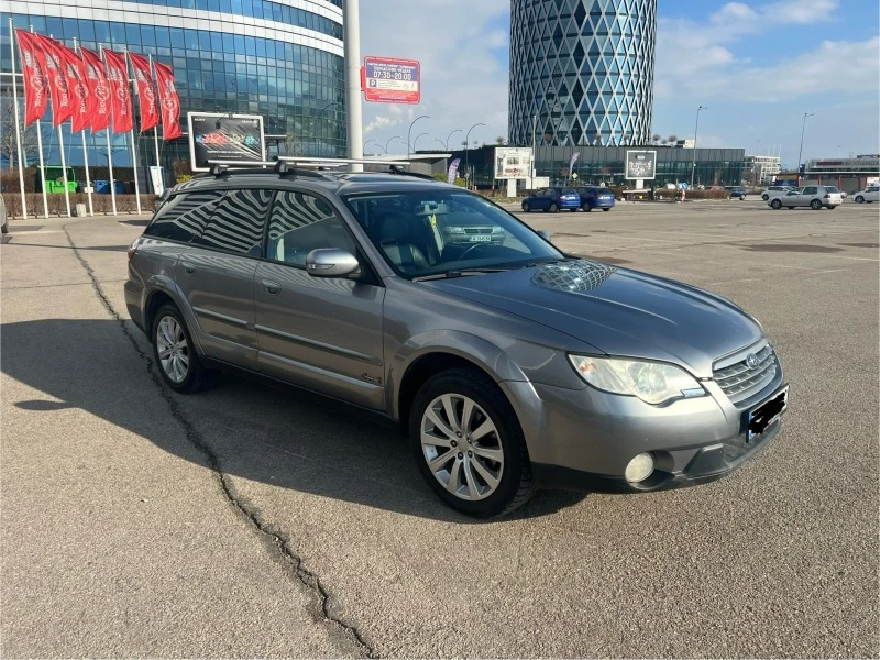 Subaru Outback FULL* 3.0* H-6* 245к.с* PANO* AUTOMATIC* , снимка 2 - Автомобили и джипове - 46901519