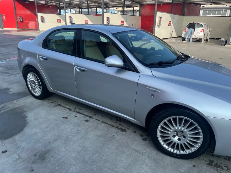 Alfa Romeo 159 1.9d, снимка 5 - Автомобили и джипове - 47423538