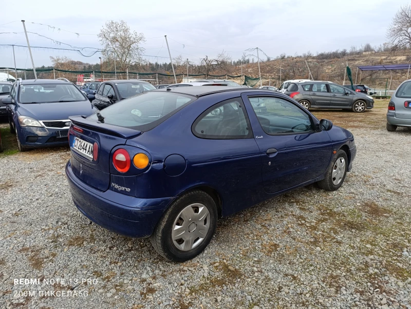 Renault Megane 1.6i 90k.c., снимка 2 - Автомобили и джипове - 47702330