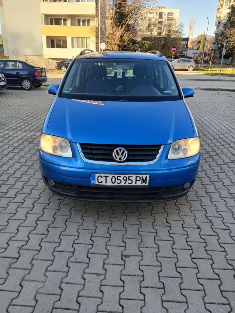 VW Touran, снимка 1 - Автомобили и джипове - 48363107