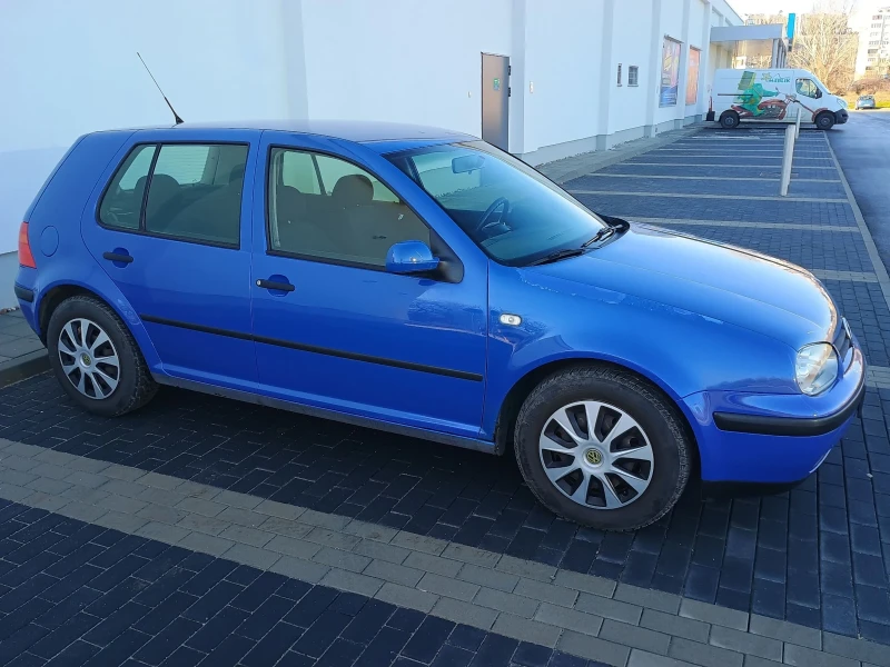 VW Golf, снимка 2 - Автомобили и джипове - 48652490