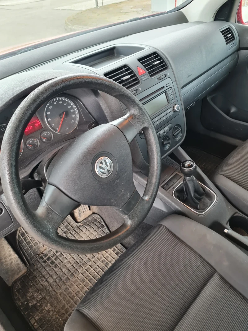 VW Golf 1.4 куб.75 к.с., снимка 7 - Автомобили и джипове - 49483853