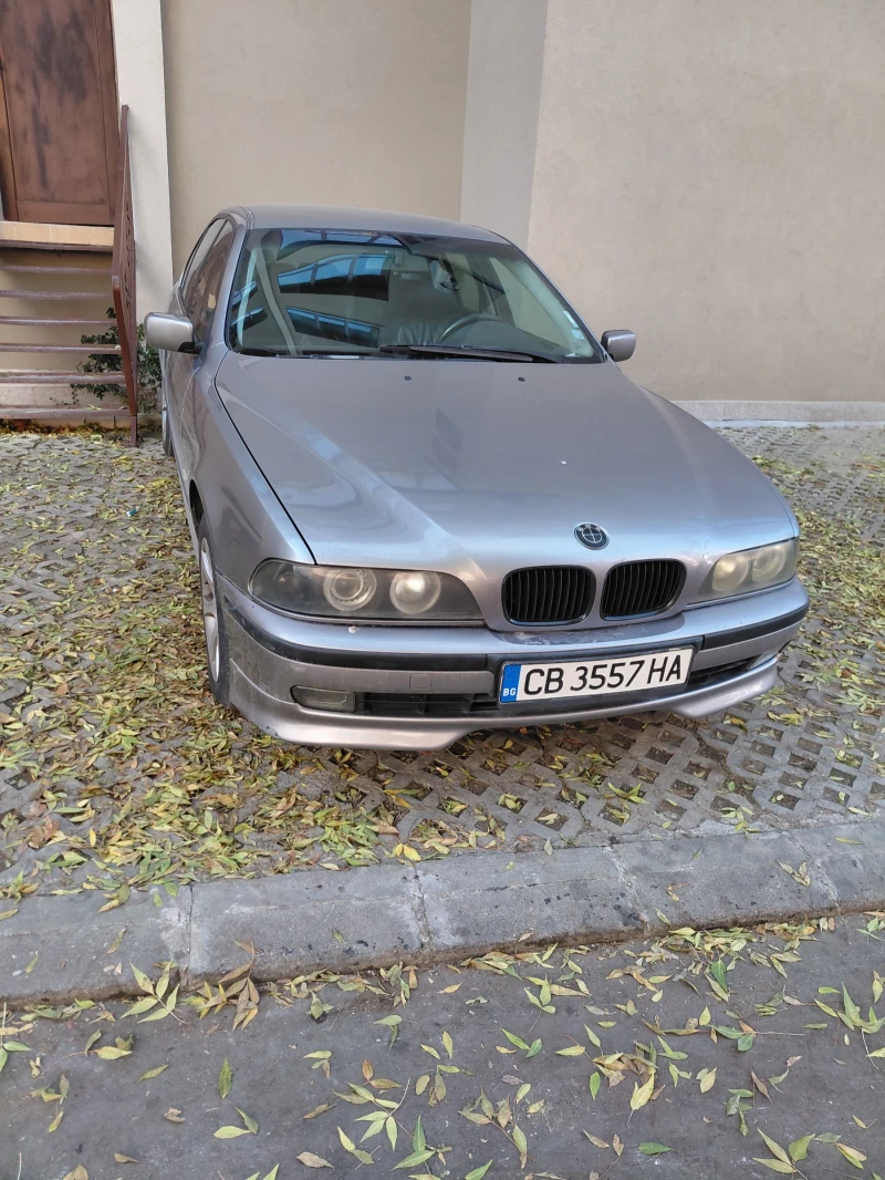 BMW 520, снимка 4 - Автомобили и джипове - 52832348