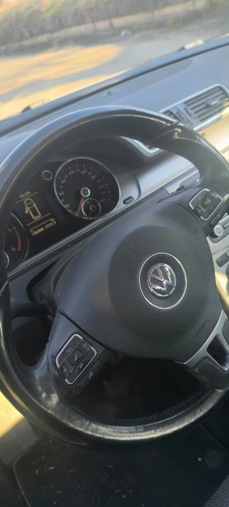 VW Passat, снимка 6 - Автомобили и джипове - 52480631