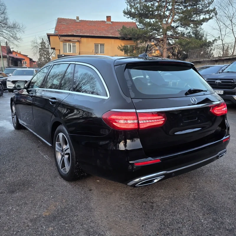 Mercedes-Benz E 220 d, снимка 6 - Автомобили и джипове - 53124595