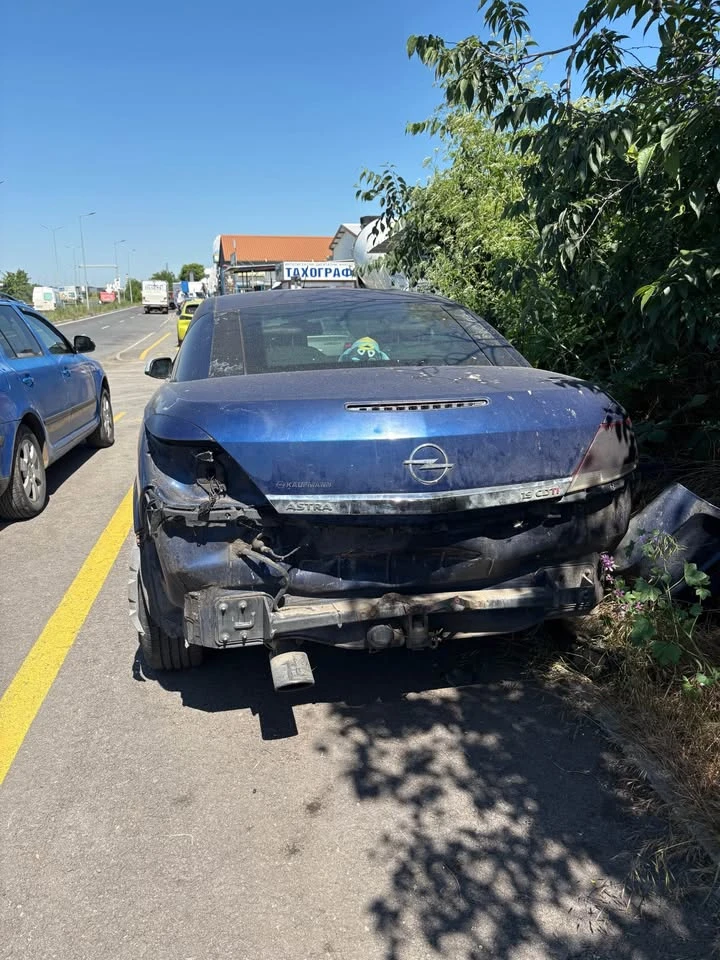 Opel Astra 1.9CDTI/Cabrio, снимка 4 - Автомобили и джипове - 56600817