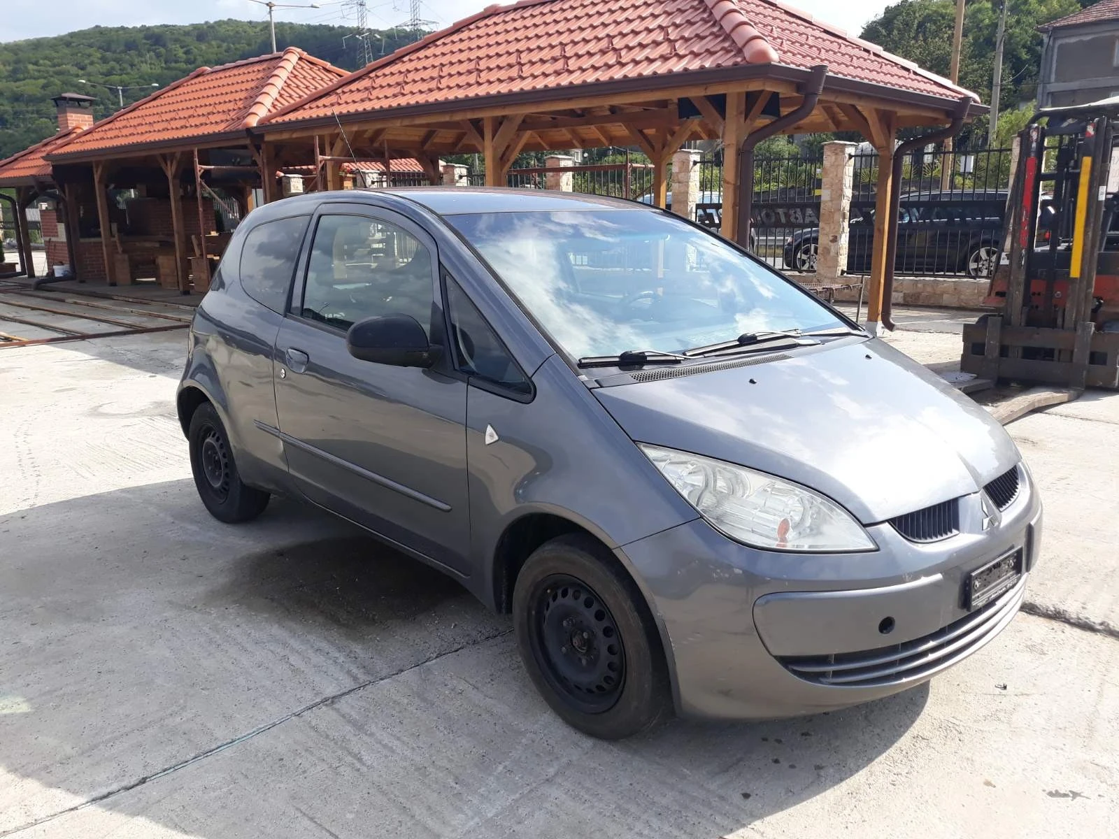 Mitsubishi Colt  - изображение 2