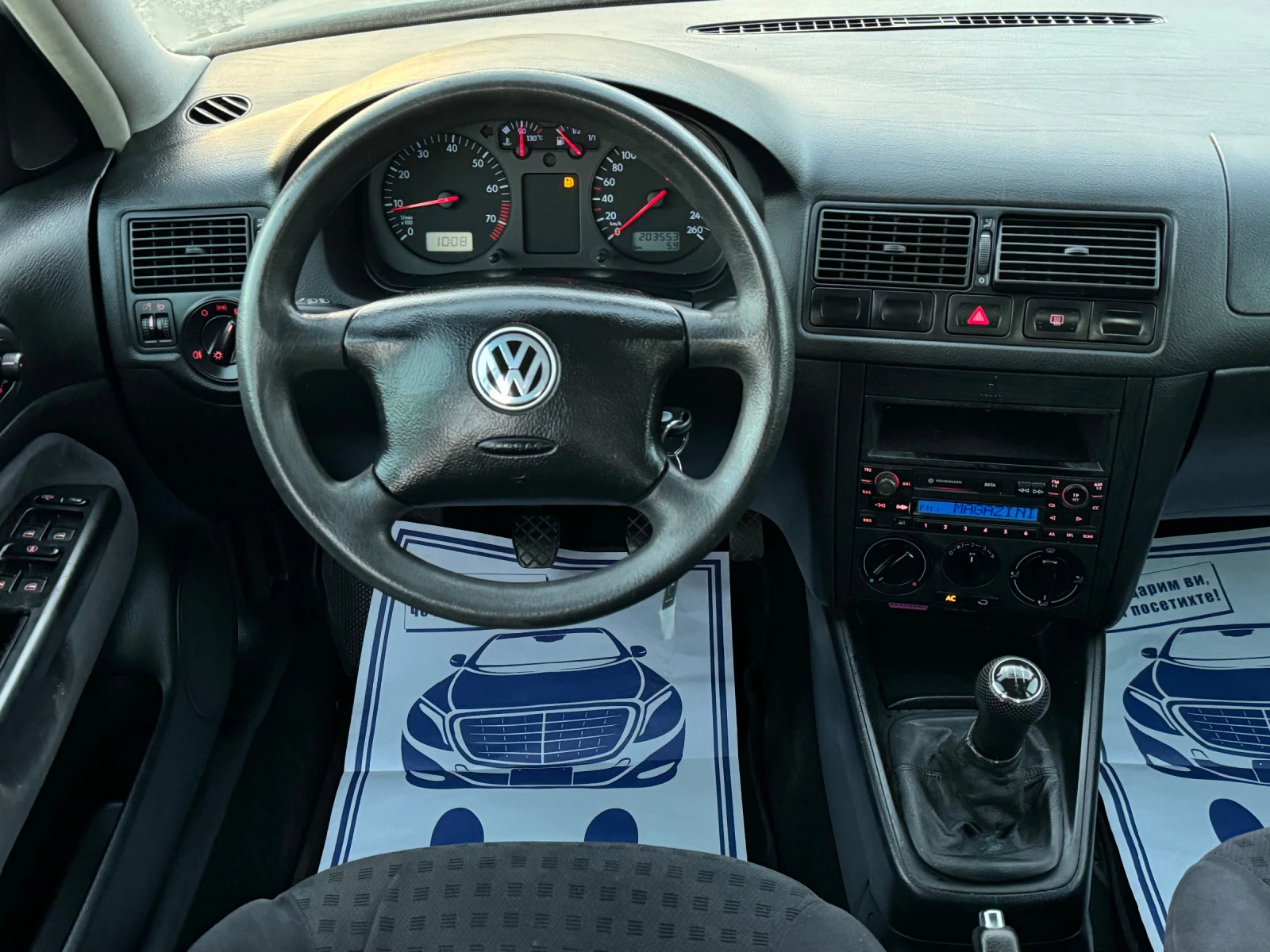 VW Golf 1.6i * Климатик* * Италия*  - изображение 10