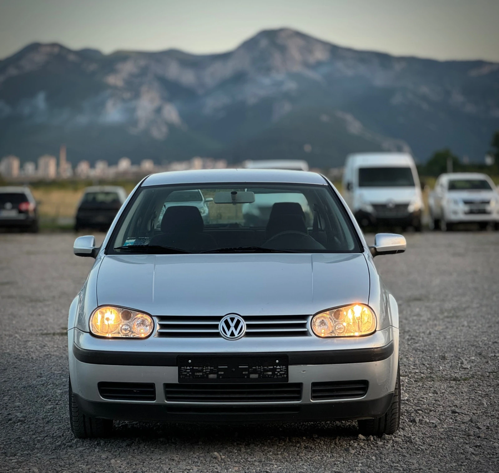 VW Golf 1.6i * Климатик* * Италия*  - изображение 2