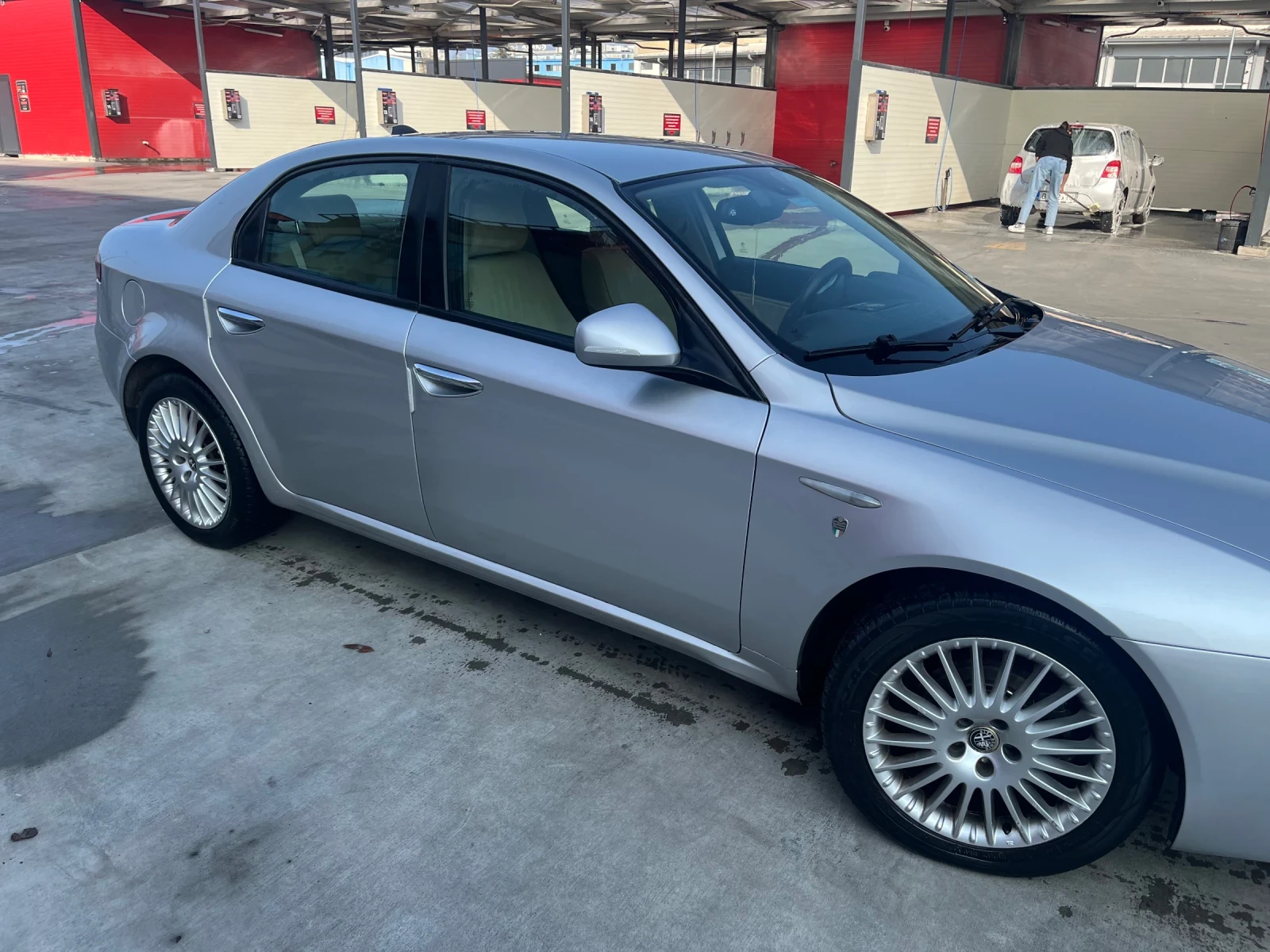 Alfa Romeo 159 1.9d - изображение 5